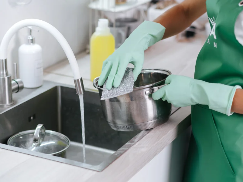 Химчистка мягкой мебели с выездом на дом в Нижнем Новгороде